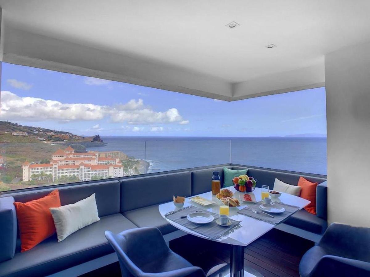 Luxurious Penthouse Direct At Sea