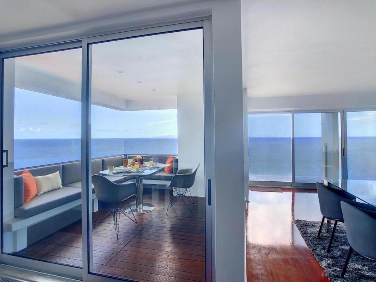 Luxurious Penthouse Direct At Sea